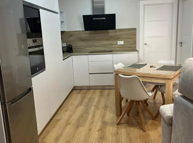 Апартаменти M & A Turisticos