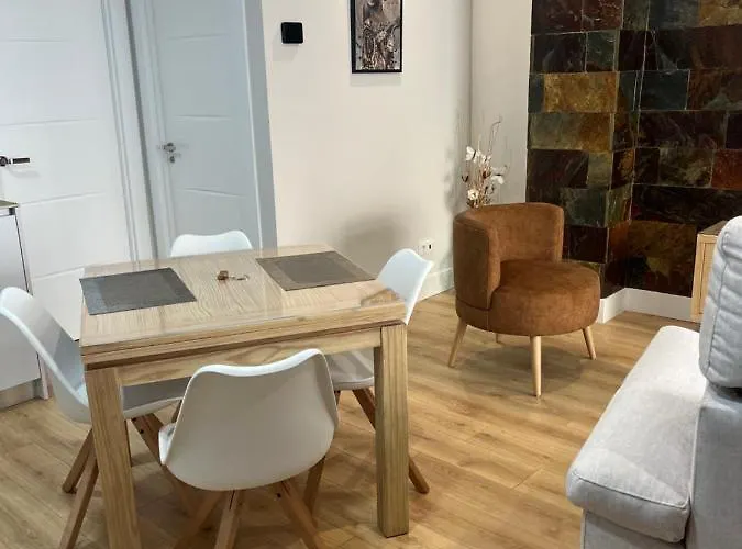 Апартаменти M & A Turisticos *